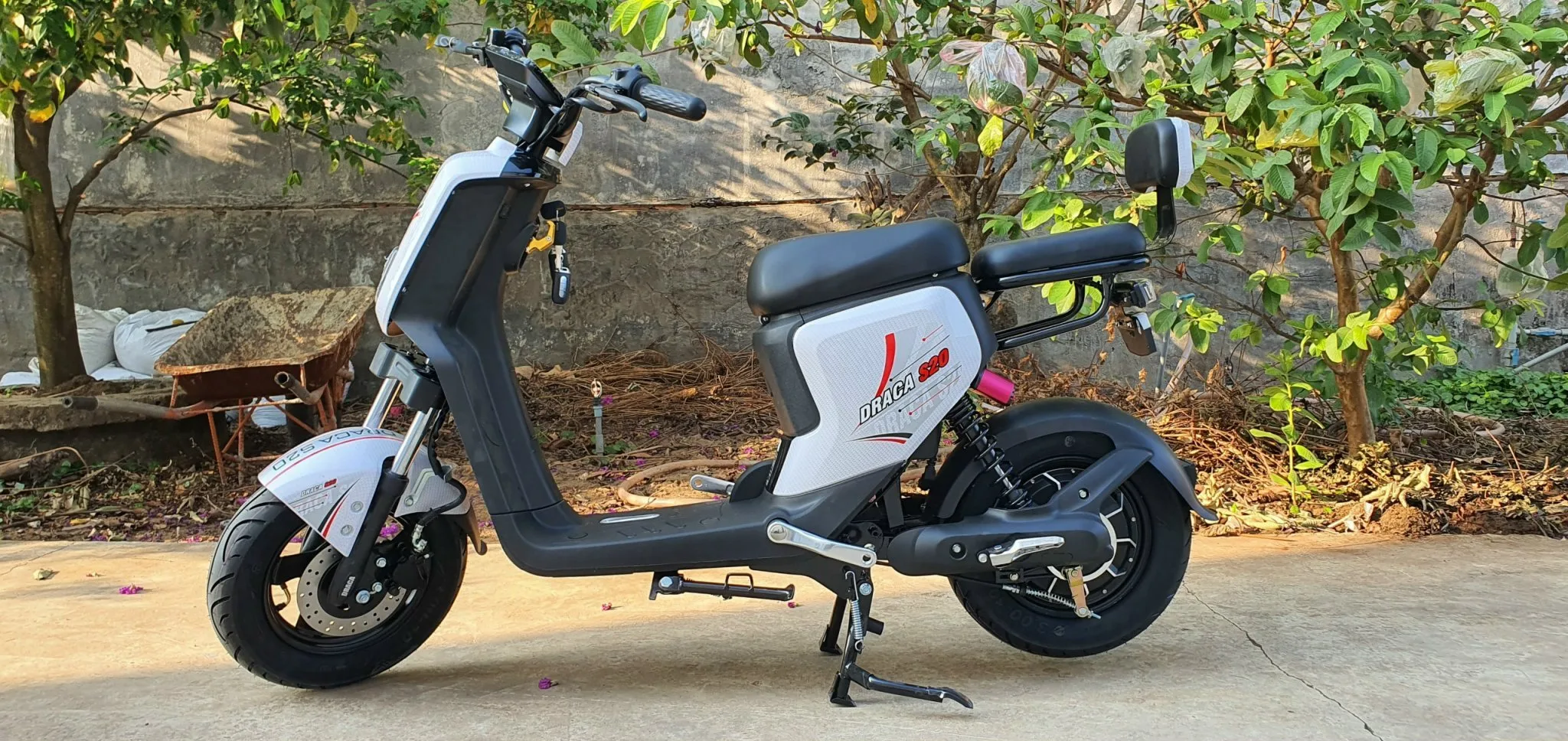 1. Thiết Kế Tinh Tế và Hiện Đại: