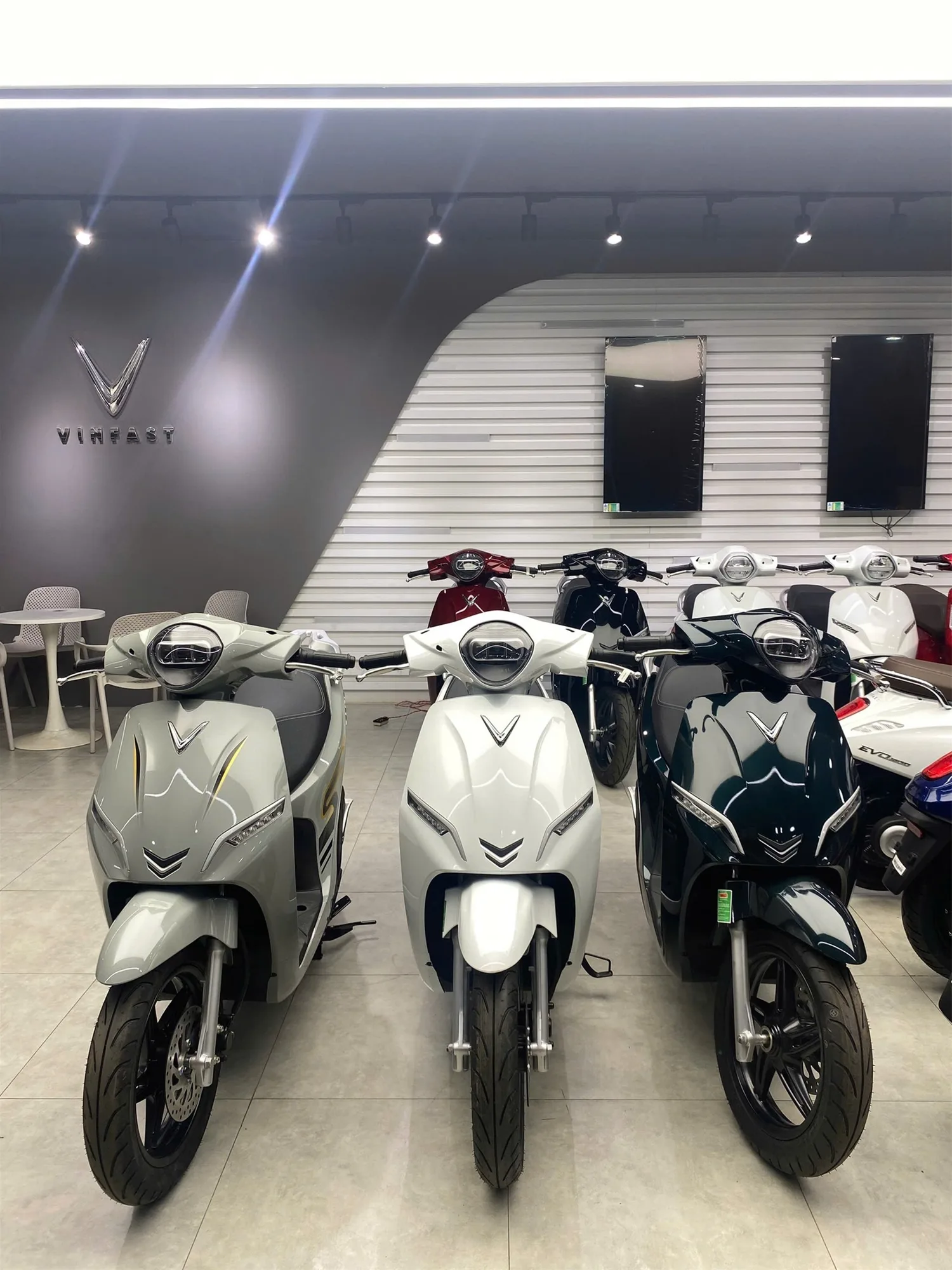 🔋 HIỆU SUẤT ẤN TƯỢNG &ndash; VẬN H&Agrave;NH &Ecirc;M &Aacute;I