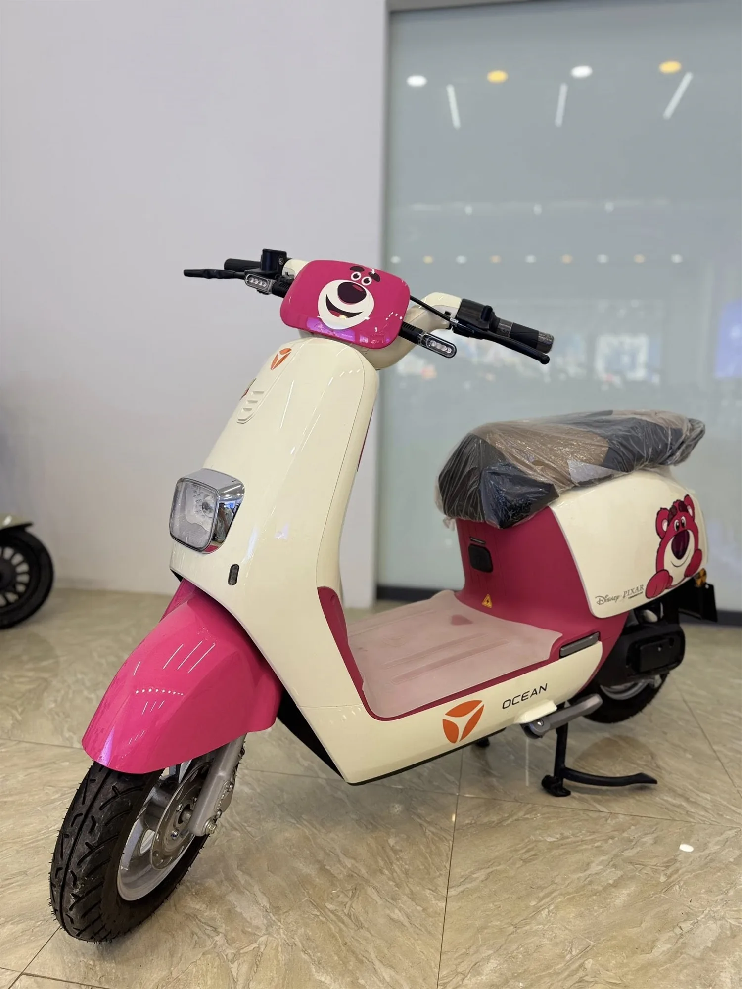 Li&ecirc;n hệ ngay Điện M&aacute;y Trả G&oacute;p L&ecirc; Triều để được tư vấn chi tiết v&agrave; l&aacute;i thử YADEA OCEAN GẤU D&Acirc;U!